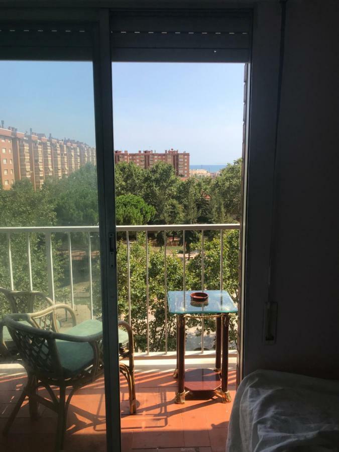 Habitaciones Con O Sin Balcon 바달로나 외부 사진